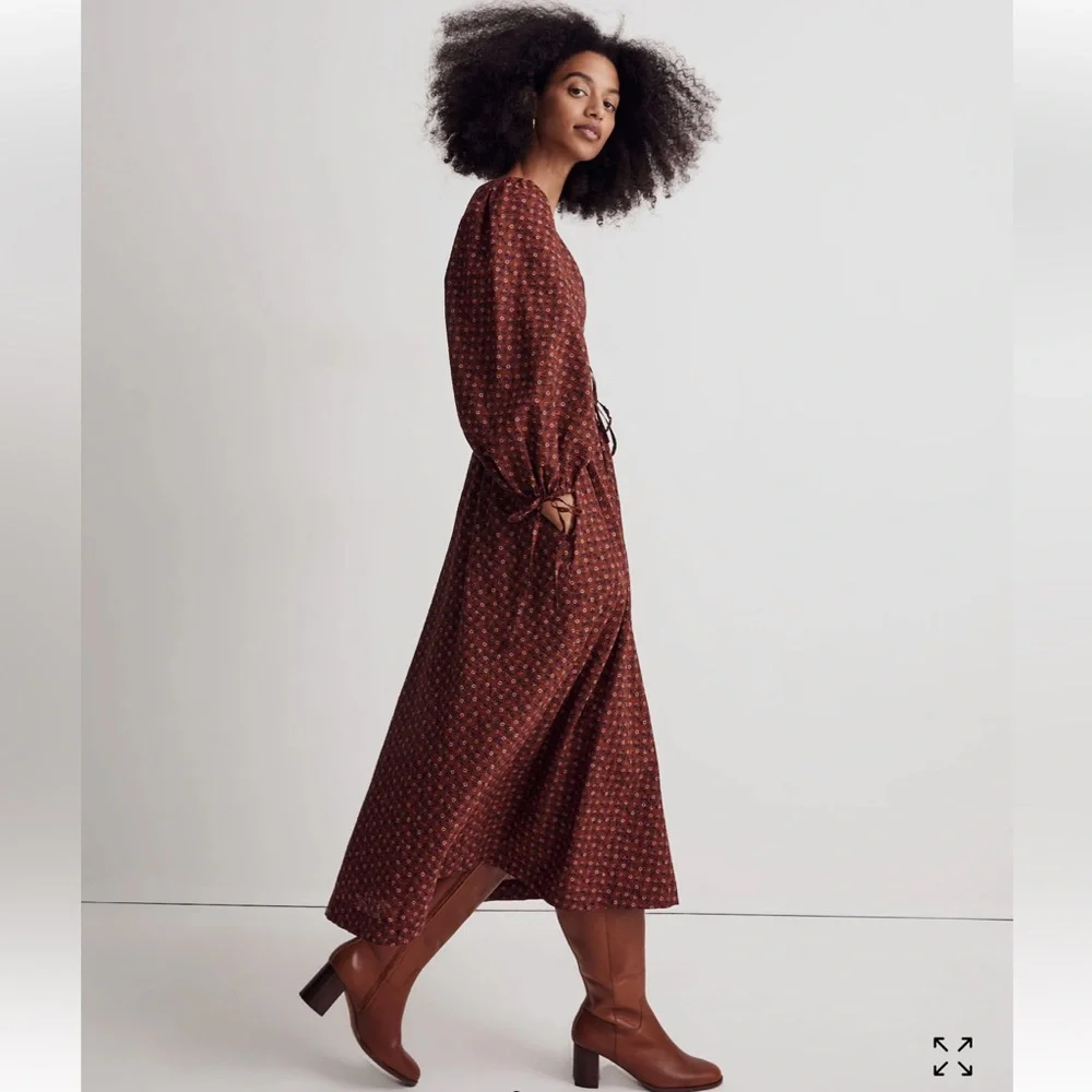 Madewell Sophia Tie-Front Midi Dress in Teaberry Floral - Picture 3 of 10